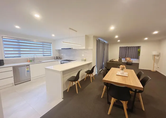 Rotorua Sunshine Brand New 4 Bedroom House